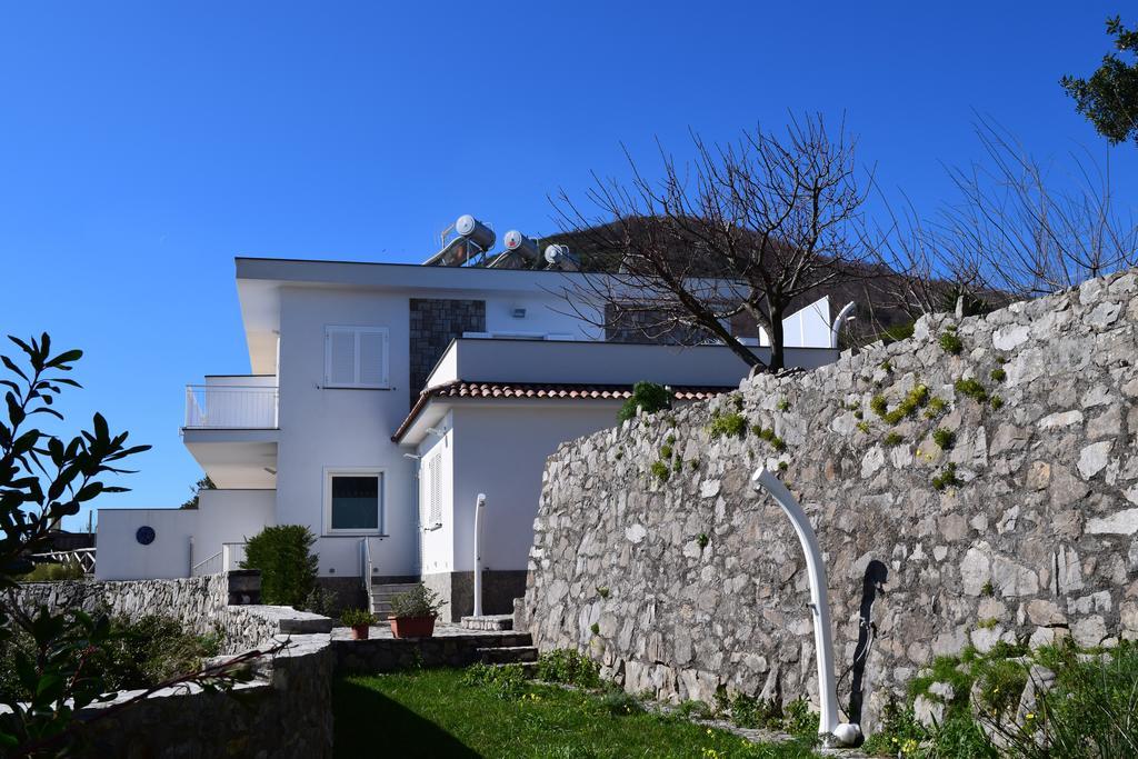 Belvedere Delle Sirene With Views Pool And Guest Services Villa Colli di Fontanelle Kültér fotó